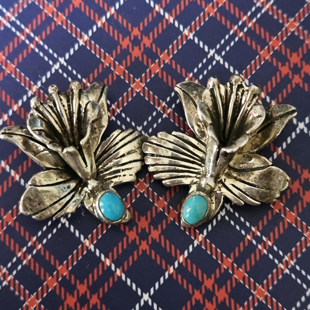Native American Lily Flower Clip-ons